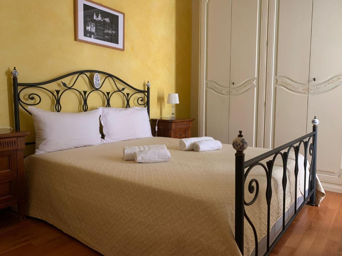 Mela'S House Apartments Cefalù Eksteriør billede